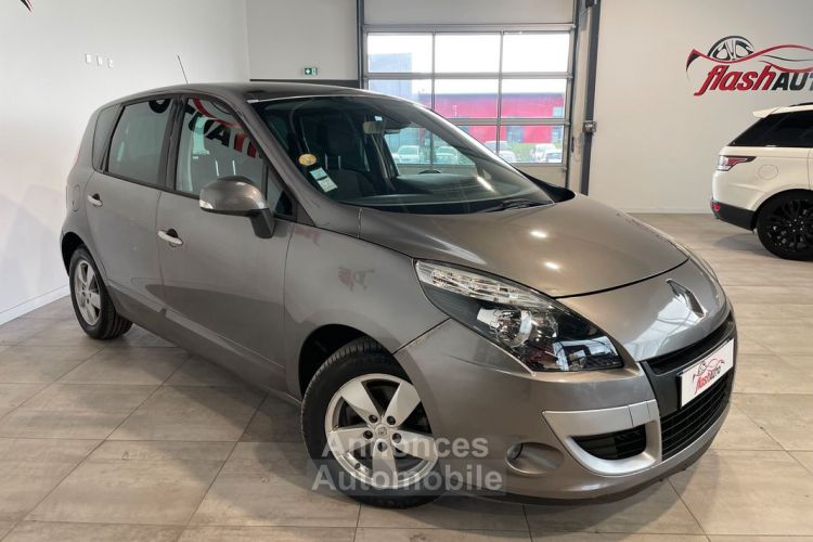 Renault Megane SCENIC III 1.9 DCi 131cv-2010 - <small></small> 7.900 € <small>TTC</small> - #2