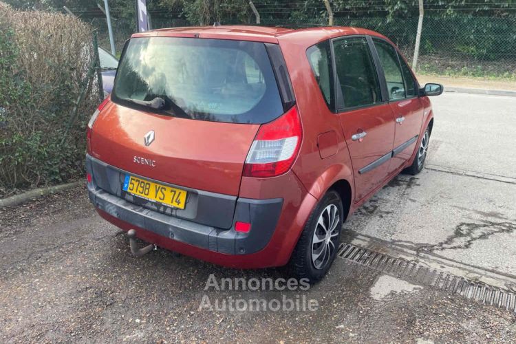 Renault Megane SCENIC SCÉNIC II 1.6i 16V 112CV - <small></small> 3.490 € <small>TTC</small> - #13