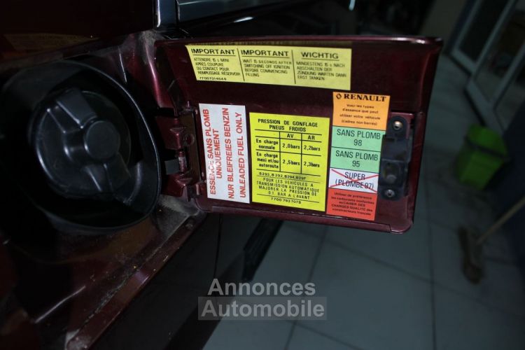 Renault R25 25 PHASE 3 V6 INJECTION - <small></small> 9.990 € <small>TTC</small> - #19