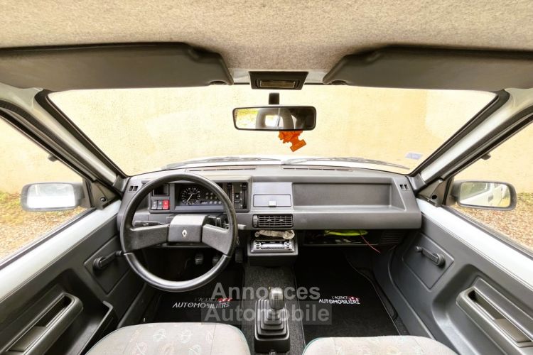 Renault R5 Super 5 1.4 i 60cv portes - <small></small> 3.990 € <small>TTC</small> - #10