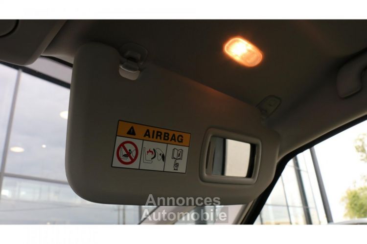 Renault Scenic 1.3 TCe - 140 - FAP IV MONOSPACE Intens PHASE 1 - <small></small> 17.900 € <small>TTC</small> - #34