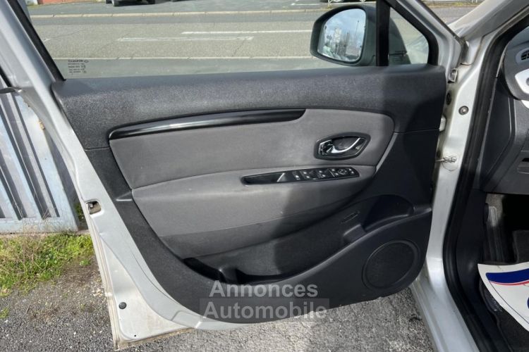 Renault Scenic 1.5 Energy dCi FAP - 110 Business Gps + Clim - <small></small> 7.490 € <small>TTC</small> - #24