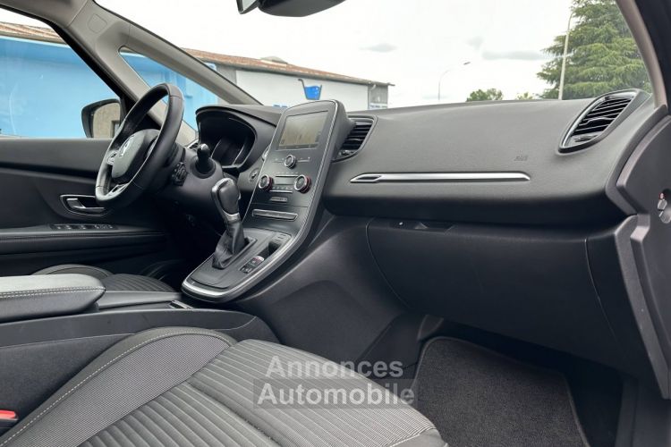 Renault Scenic 1.7 Blue dCi 120ch Business EDC + Attelage amobile - <small></small> 12.490 € <small>TTC</small> - #18