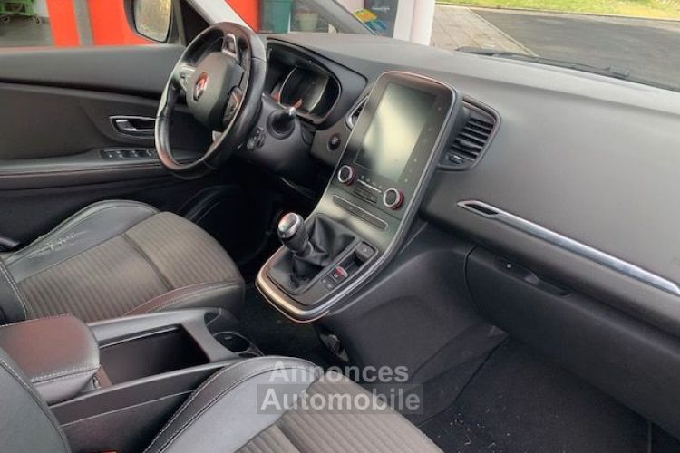 Renault Scenic Hybrid Dci 110 INTENS + toit panoramique première main suivi complet Gps sellerie mixte similicuir carbone foncé 125.000 km - <small></small> 12.490 € <small>TTC</small> - #4