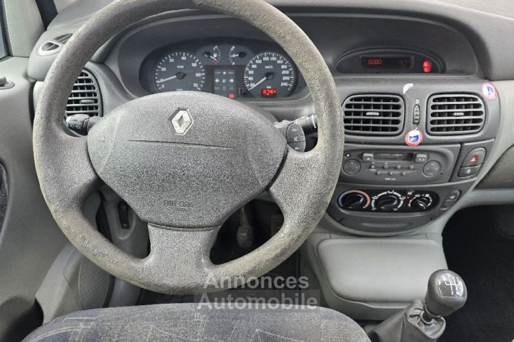 Renault Scenic I PHASE 2 1.9 dCi LATITUDE - <small></small> 2.990 € <small>TTC</small> - #9