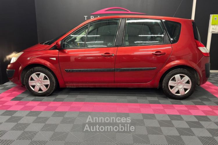 Renault Scenic II 1.6 16V Confort Dynamique PREMIÈRE MAIN - <small></small> 3.990 € <small>TTC</small> - #2