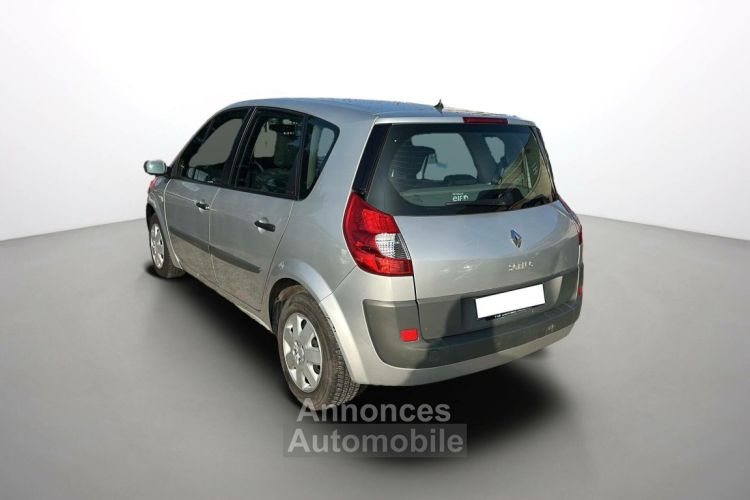 Renault Scenic II 1.6 BVA Confort Dynamique - <small></small> 6.490 € <small>TTC</small> - #4