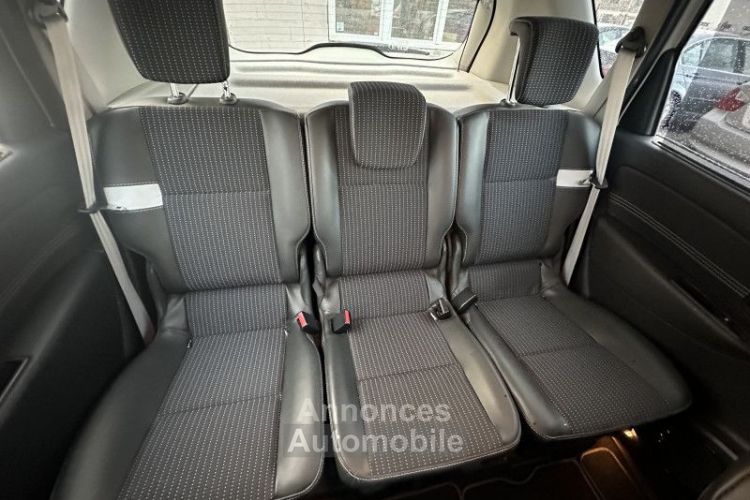 Renault Scenic III 1.4 TCE 130CH BOSE EURO5 - <small></small> 5.499 € <small>TTC</small> - #14