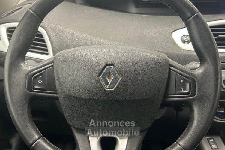 Renault Scenic III 1.5 DCI 105CH AUTHENTIQUE - <small></small> 7.490 € <small>TTC</small> - #8