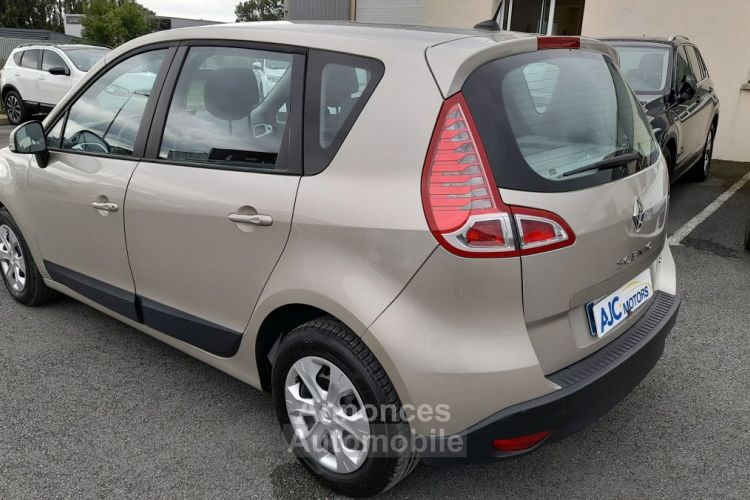 Renault Scenic III 1.5 DCI 105CH EXPRESSION - <small></small> 8.490 € <small>TTC</small> - #6