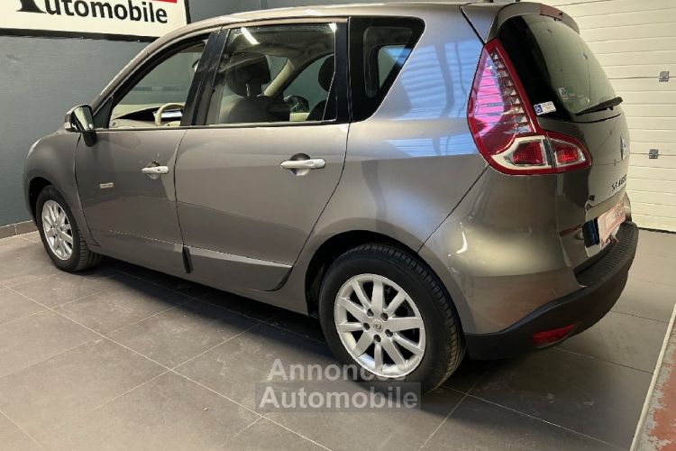 Renault Scenic III 1.5 dCi 110 CV TPMR BOITE AUTO - <small></small> 9.990 € <small>TTC</small> - #17