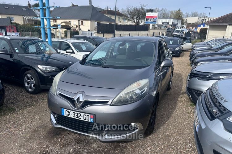 Renault Scenic III 1.5 dCi 110 FAP Energy eco2 Authentique 7 PLACE TOMTOM - <small></small> 4.900 € <small>TTC</small> - #1