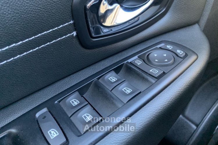 Renault Scenic III 1.5 DCI 110CH FAP BOSE EDC - <small></small> 7.990 € <small>TTC</small> - #16