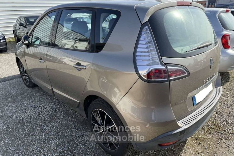 Renault Scenic III 1.5 dCi 110ch FAP Bose EDC - <small></small> 10.490 € <small>TTC</small> - #4