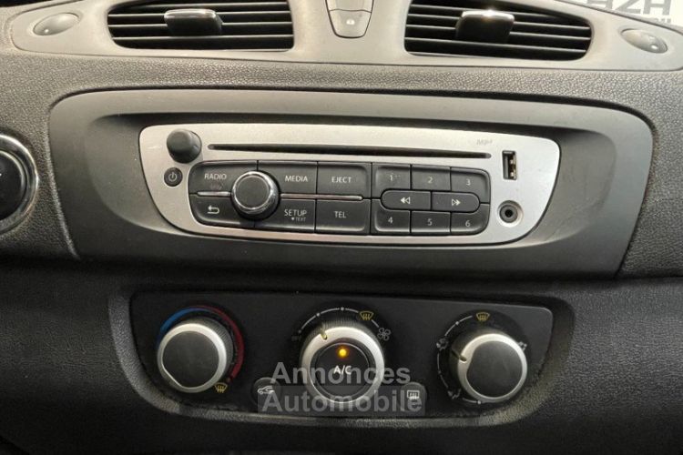 Renault Scenic III 1.5 DCI 95CH ENERGY LIFE EURO6 2015 - <small></small> 8.490 € <small>TTC</small> - #11