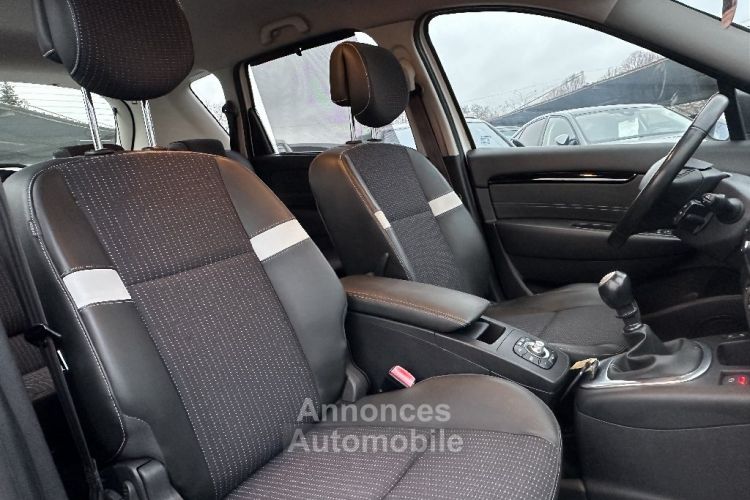 Renault Scenic III 1.6 dCi 130 Energy eco2 Dynamique - <small></small> 5.990 € <small>TTC</small> - #6