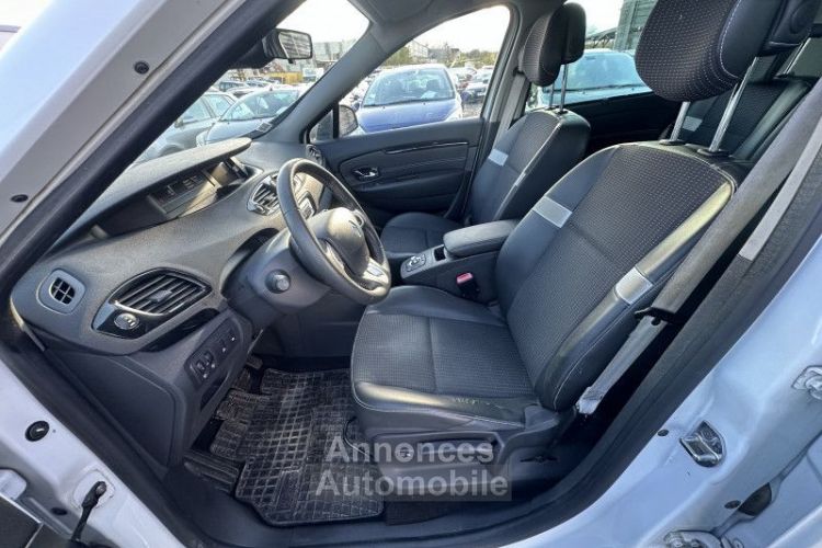 Renault Scenic III 1.6 DCI 130CH ENERGY BOSE ECO² - <small></small> 5.499 € <small>TTC</small> - #10