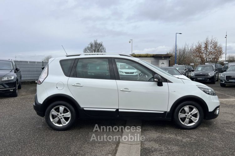 Renault Scenic III 1.6 dCi 130ch X-MOD Bose eco² 1erMain GPS Caméra GripControl - <small></small> 7.990 € <small>TTC</small> - #8