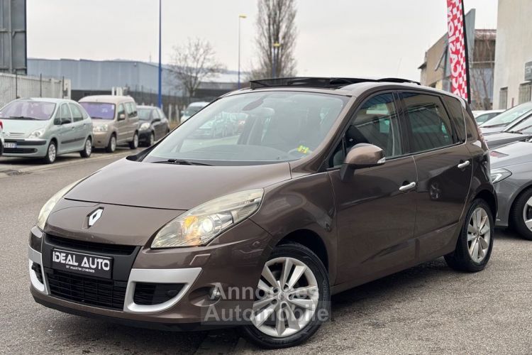 Renault Scenic III 2.0 dCi 150 Jade BVA Toit Pano Caméra - <small></small> 6.490 € <small>TTC</small> - #1