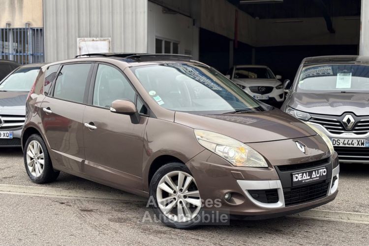 Renault Scenic III 2.0 dCi 150 Jade BVA Toit Pano Caméra - <small></small> 6.490 € <small>TTC</small> - #4