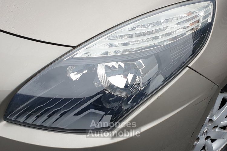 Renault Scenic III 3  1.5 DCI 110 PRIVILEGE EDC BVA - <small></small> 9.990 € <small>TTC</small> - #5