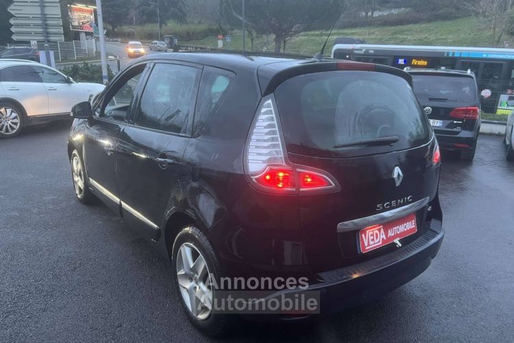 Renault Scenic III (J95) 1.5 dCi 110ch Limited 2015 - <small></small> 5.990 € <small>TTC</small> - #3