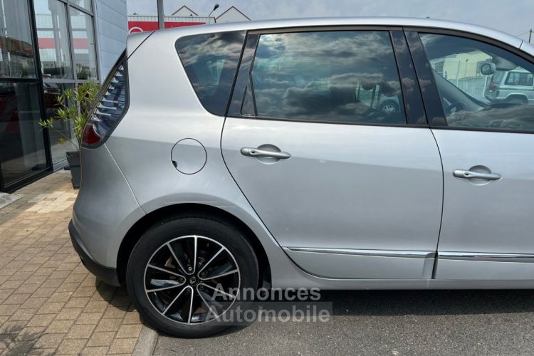 Renault Scenic III TCe 115 Energy BOSE - <small></small> 8.970 € <small>TTC</small> - #24