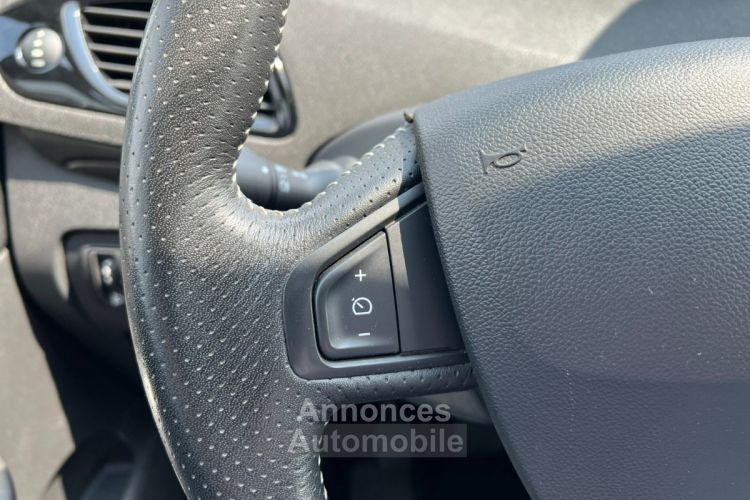 Renault Scenic III TCe 115 Energy BOSE - <small></small> 8.970 € <small>TTC</small> - #31