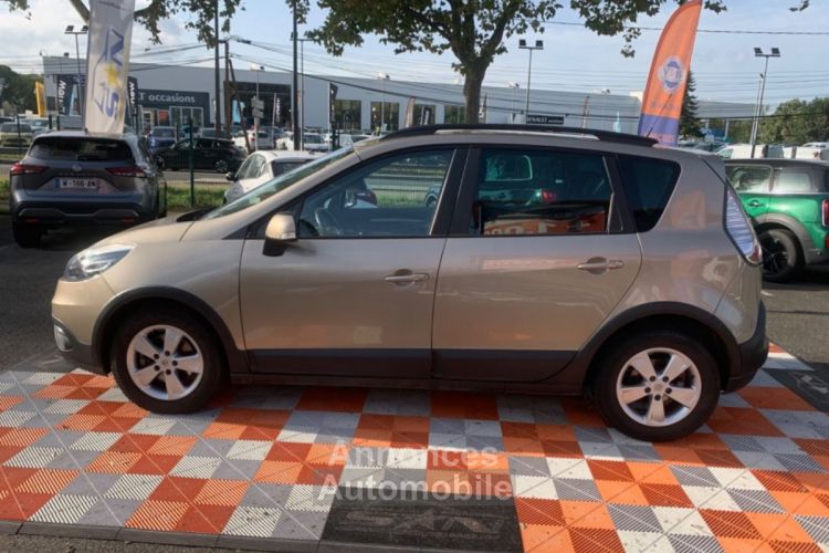 Renault Scenic III X MOD 1.5 DCI 110 BV6 BUSINESS GPS - <small></small> 10.450 € <small>TTC</small> - #30