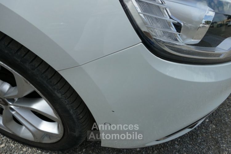 Renault Scenic IV BUSINESS 1.2 TCE 130 Ch BVM6 - <small></small> 10.990 € <small>TTC</small> - #26