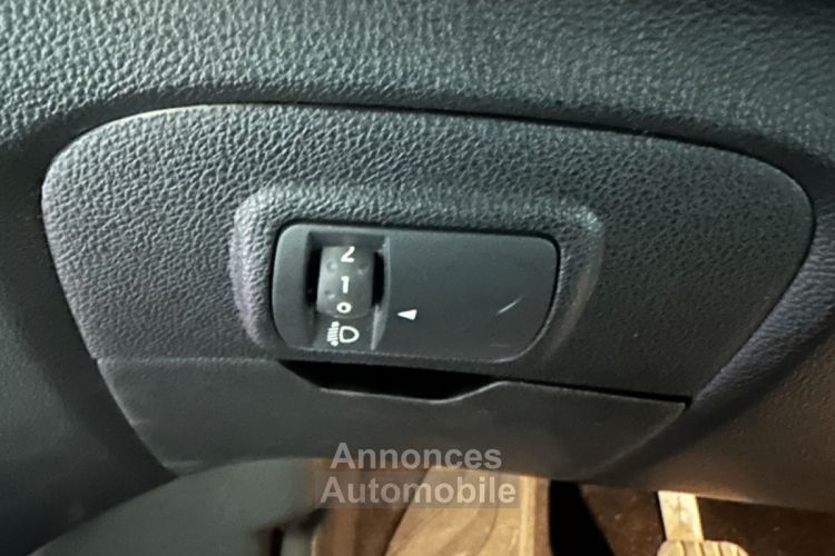 Renault Scenic iv dci 110 energy intens - <small></small> 8.490 € <small>TTC</small> - #23