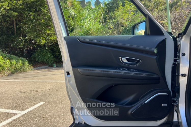 Renault Scenic IV TCe 160 Energy Intens - Édition BOSE - <small></small> 13.980 € <small>TTC</small> - #28