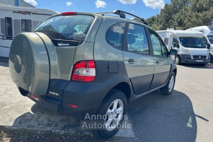 Renault Scenic RX4 Scénic 2.0 140 ch 4X4 Finition DYNAMIQUE , Entetiens à jour ,Gte 6 mois - <small></small> 5.990 € <small>TTC</small> - #8