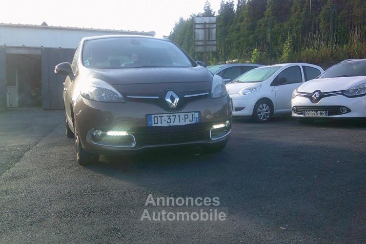 Renault Scenic SCÉNIC 1.5l dci 110cv bose edition (2015) - <small></small> 9.760 € <small>TTC</small> - #1