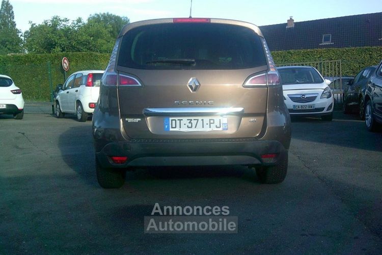 Renault Scenic SCÉNIC 1.5l dci 110cv bose edition (2015) - <small></small> 9.760 € <small>TTC</small> - #4