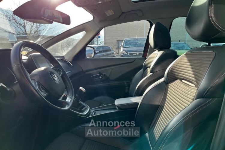 Renault Scenic Scénic 1.6 DCI 130CH INTENS CAMERA DE RECUL + APPLE CARPLAY TOIT PANORAMIQUE - <small></small> 12.490 € <small>TTC</small> - #11