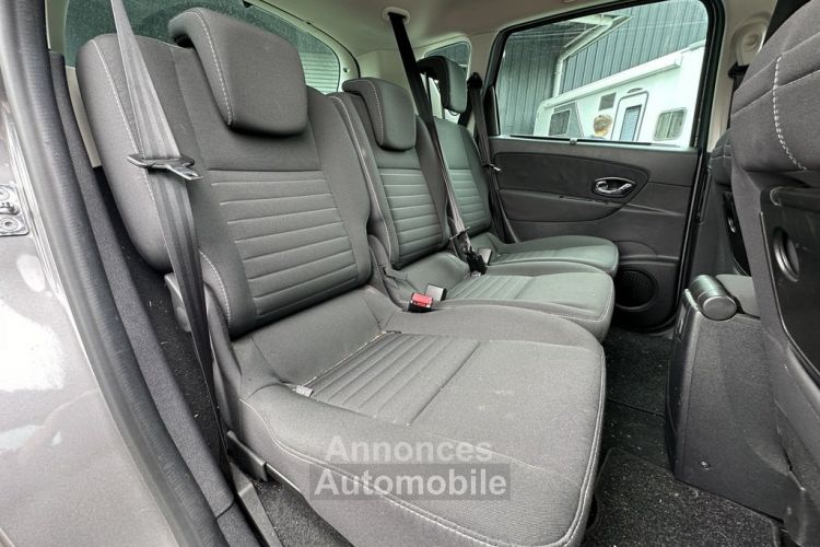 Renault Scenic Scénic III Ph 2 1.2 TCe 130CV Energy Limited - <small></small> 9.490 € <small>TTC</small> - #16
