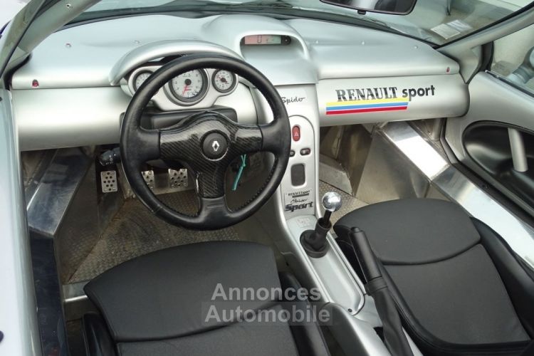 Renault Spider Pare-Brise Avec Hard Top 2.0 150 ch - <small></small> 47.990 € <small>TTC</small> - #30