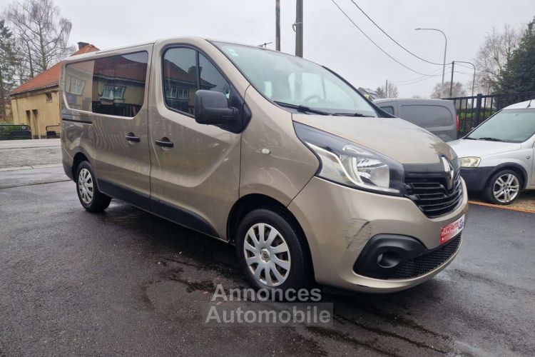 Renault Trafic 1.6 DCI 120 Double Cabine Utilitaire 6 Places - <small></small> 11.500 € <small>TTC</small> - #3