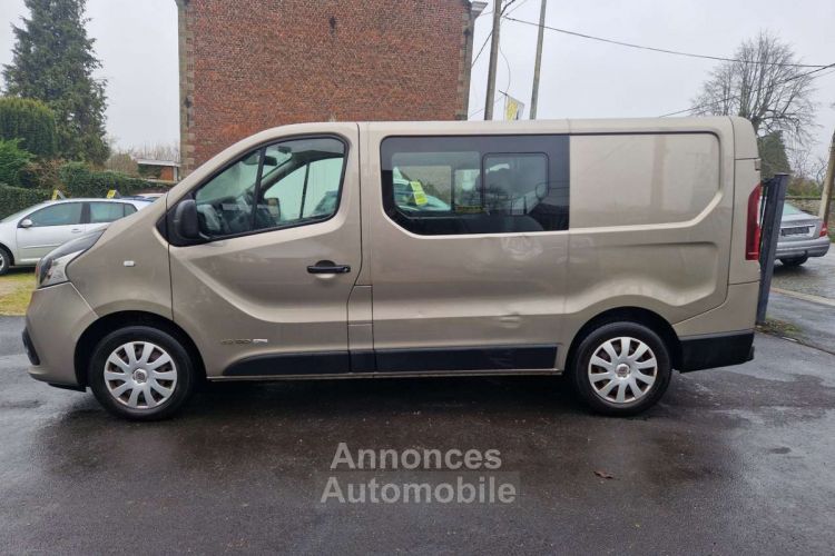 Renault Trafic 1.6 DCI 120 Double Cabine Utilitaire 6 Places - <small></small> 11.500 € <small>TTC</small> - #7