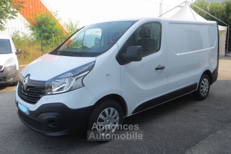 Renault Trafic 1.6 dci 120cv L1H1, 3 places. an 11/2017, 93000 km 1ere main, - <small></small> 14.583 € <small></small> - #3