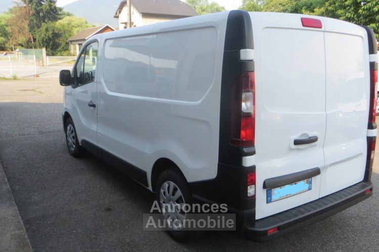 Renault Trafic 1.6 dci 120cv L1H1, 3 places. an 11/2017, 93000 km 1ere main, - <small></small> 14.583 € <small></small> - #8