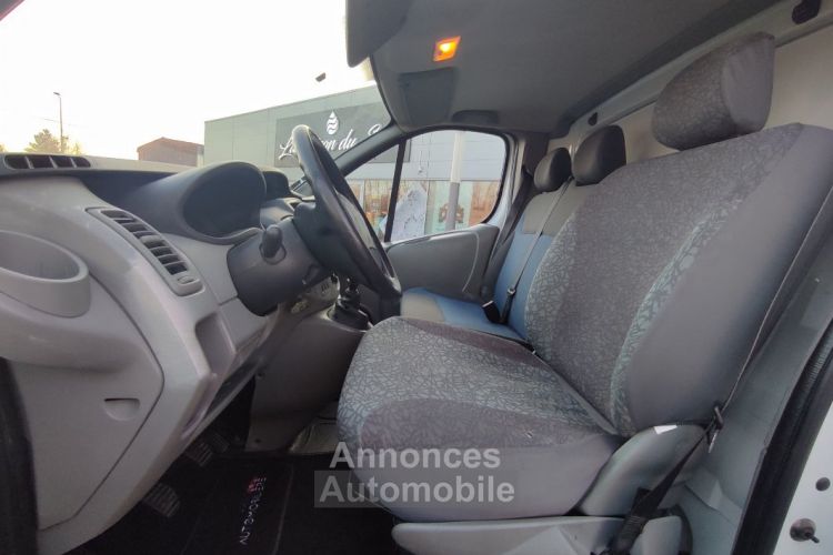 Renault Trafic 2.0D L1H1 90ch - <small></small> 9.990 € <small>TTC</small> - #10