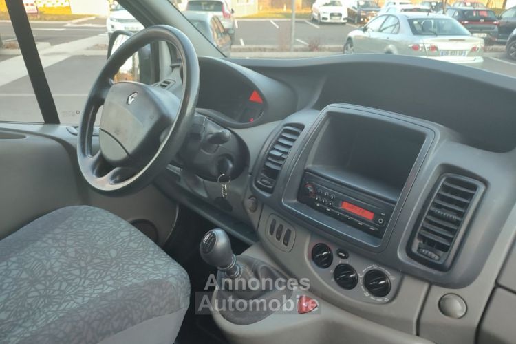 Renault Trafic 2.0D L1H1 90ch - <small></small> 9.990 € <small>TTC</small> - #12