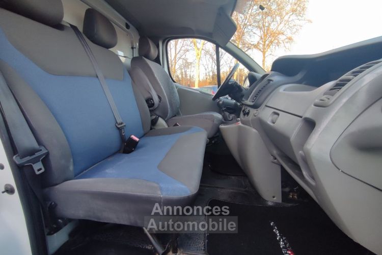 Renault Trafic 2.0D L1H1 90ch - <small></small> 9.990 € <small>TTC</small> - #13