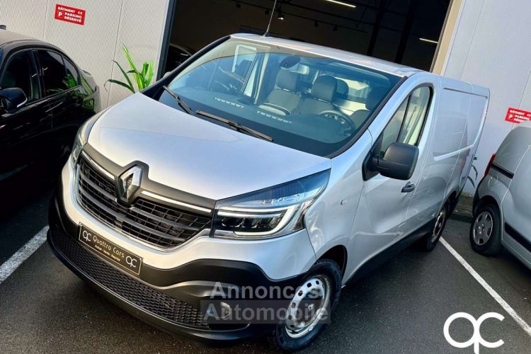 Renault Trafic 2.0D TVAC BOITE AUTO VITRES GPS CAMERA - <small></small> 22.990 € <small>TTC</small> - #1