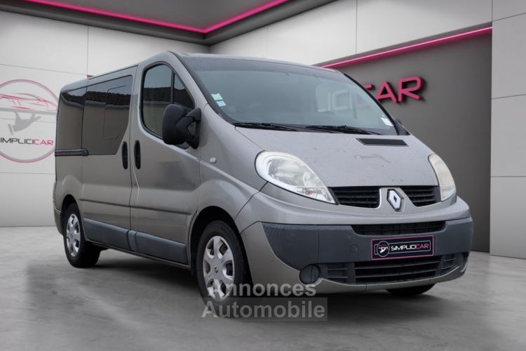 Renault Trafic 2.5 DCI 145 ch 9 PLACES Garantie 12mois - <small></small> 14.990 € <small>TTC</small> - #1