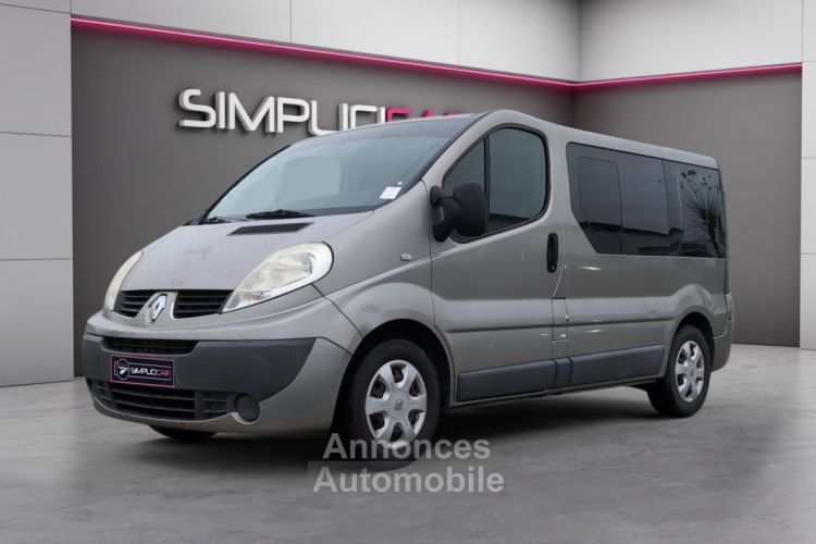 Renault Trafic 2.5 DCI 145 ch 9 PLACES Garantie 12mois - <small></small> 14.990 € <small>TTC</small> - #4