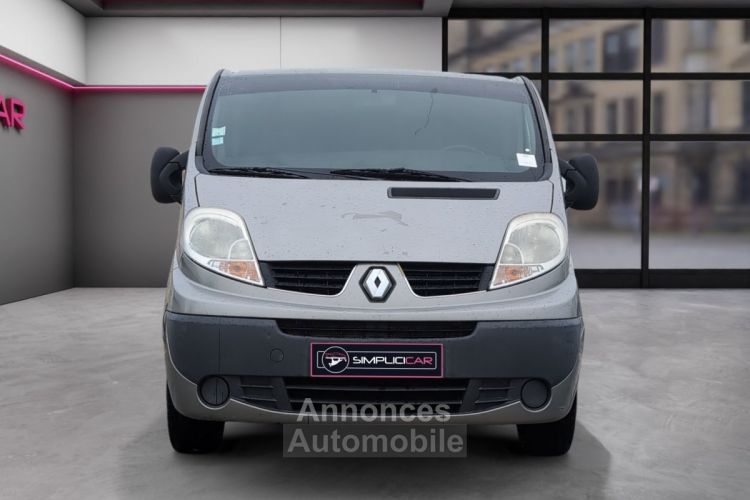 Renault Trafic 2.5 DCI 145 ch 9 PLACES Garantie 12mois - <small></small> 14.990 € <small>TTC</small> - #8