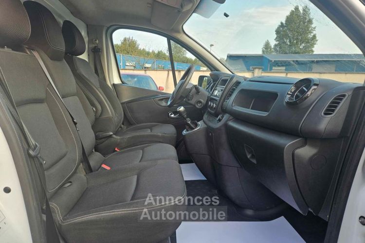 Renault Trafic 3 fourgon phase 2 grand confort l2h1 2.0dci 120cv boite 6 vitesses garantie 12 mois valabe chez - <small></small> 17.990 € <small>TTC</small> - #7